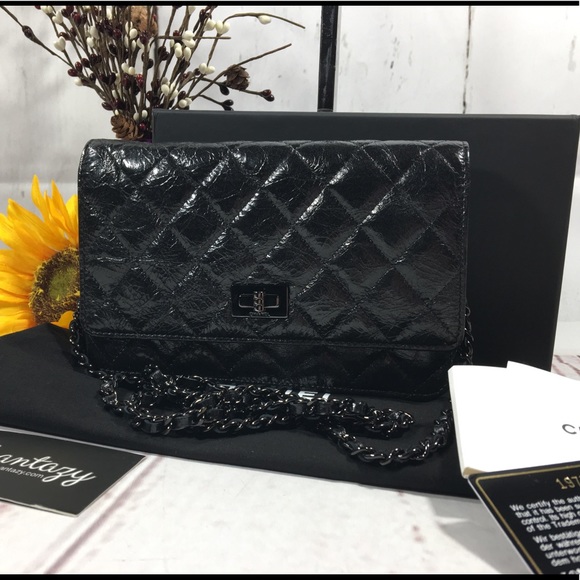 chanel reissue wallet